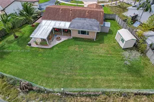 9291 NW 11th Ct, Pembroke Pines, FL 33024 - Photo 41