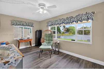 9291 NW 11th Ct, Pembroke Pines, FL 33024 - Photo 25