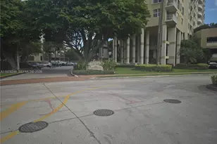 770 Claughton Island Dr, Miami, FL 33131 - Photo 17