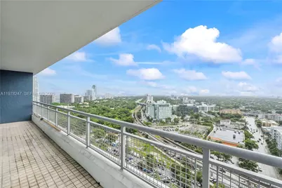 60 SW 13th St #1921, Miami, FL 33130 - Photo 9