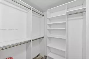 60 SW 13th St, Miami, FL 33130 - Photo 19