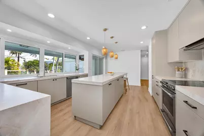 1235 NE 95th St, Miami Shores, FL 33138 - Photo 9