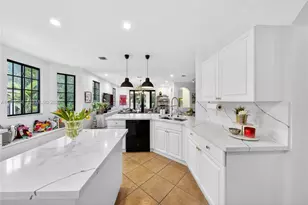 1506 Passion Vine Cir, Weston, FL 33326 - Photo 5