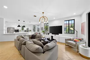 1506 Passion Vine Cir, Weston, FL 33326 - Photo 13