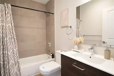 211 SE 4th St #3, Hallandale Beach, FL 33009 - Photo 21