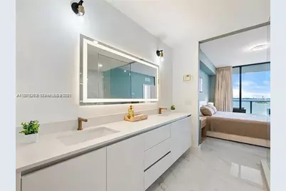 700 NE 24th St #606, Miami, FL 33137 - Photo 9