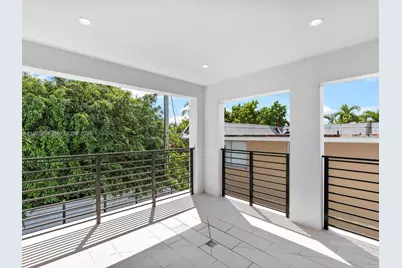 1134 71st St #1, Miami Beach, FL 33141 - Photo 3