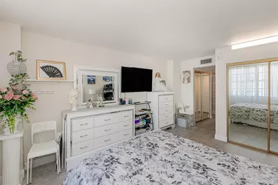 2801 NE 183rd St #1108W, Aventura, FL 33160 - Photo 21