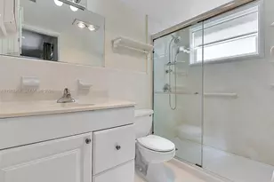 2050 NE 39th St, Lighthouse Point, FL 33064 - Photo 7