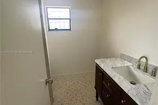 252 NW 48th Pl, Miami, FL 33126 - Photo 3