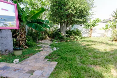 809 SE 14th Dr, Deerfield Beach, FL 33441 - Photo 35