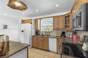 809 SE 14th Dr, Deerfield Beach, FL 33441 - Photo 19