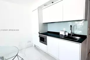 100 Lincoln Rd, Miami Beach, FL 33139 - Photo 11