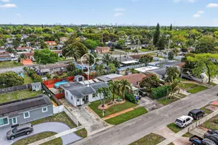 731 N 69th Ave, Hollywood, FL 33024 - Photo 7