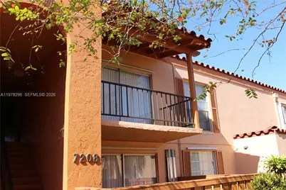 7208 Fairway Dr #I8, Miami Lakes, FL 33014 - Photo 3