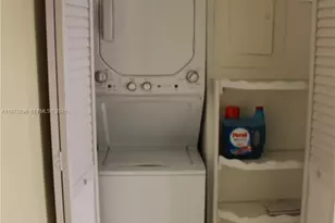 7208 Fairway Dr, Miami Lakes, FL 33014 - Photo 11