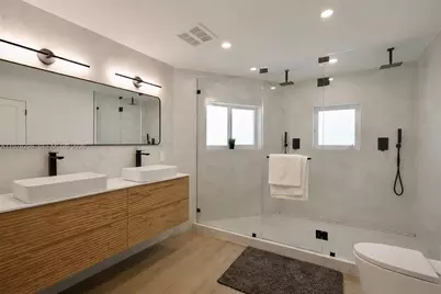 2416 NE 19th Ter, Wilton Manors, FL 33305 - Photo 5