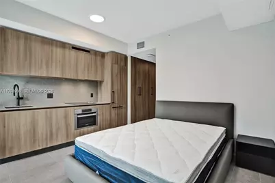 121 NE 5th #801b, Miami, FL 33132 - Photo 9
