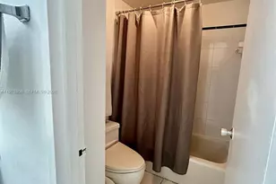 100 Lincoln Rd, Miami Beach, FL 33139 - Photo 7