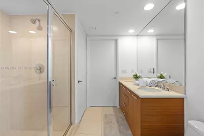 50 Biscayne Blvd #1902, Miami, FL 33132 - Photo 29