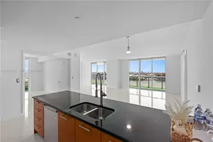 50 Biscayne Blvd, Miami, FL 33132 - Photo 7