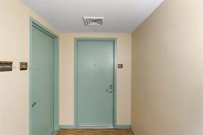 50 Biscayne Blvd #1902, Miami, FL 33132 - Photo 53