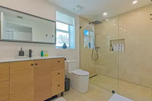 7285 SW 90th St, Miami, FL 33156 - Photo 9