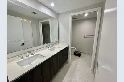 488 NE 18th St #2302, Miami, FL 33132 - Photo 7