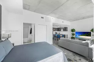 151 SE 1st St, Miami, FL 33131 - Photo 7