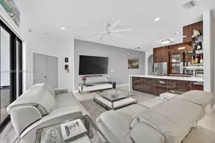 14541 SW 16th St, Miami, FL 33175 - Photo 9