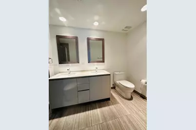 1010 Brickell Ave #4208, Miami, FL 33131 - Photo 5