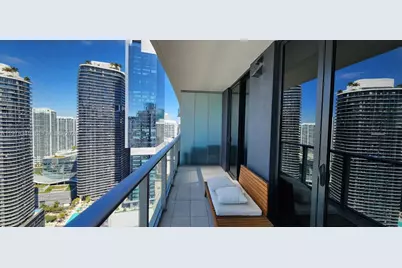 1010 Brickell Ave #4208, Miami, FL 33131 - Photo 15