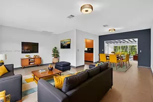 425 NE 114th St, Miami, FL 33161 - Photo 7