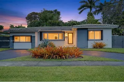 425 NE 114th St #0, Miami, FL 33161 - Photo 1