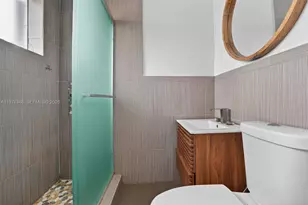 425 NE 114th St, Miami, FL 33161 - Photo 27