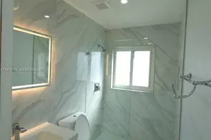 10381 SW 32nd St, Miami, FL 33165 - Photo 15