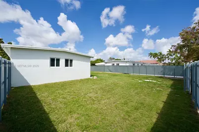 10381 SW 32nd St, Miami, FL 33165 - Photo 35