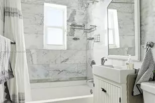 640 NE 115th St, Biscayne Park, FL 33161 - Photo 17