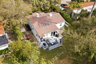 640 NE 115th St, Biscayne Park, FL 33161 - Photo 25