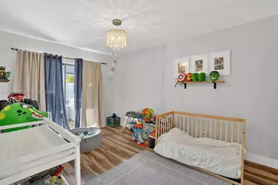 7016 SW 103rd Pl, Miami, FL 33173 - Photo 17