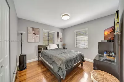 7470 SW 37th St, Miami, FL 33155 - Photo 21