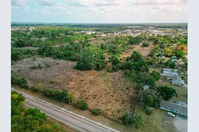 621 Ortiz Ave, Fort Myers, FL 33905 - Photo 11