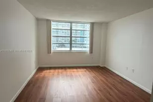 2780 NE 183rd St, Aventura, FL 33160 - Photo 5