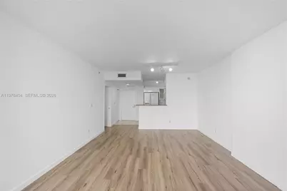 325 S Biscayne Bl #4324, Miami, FL 33131 - Photo 13