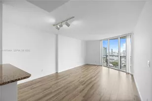 325 S Biscayne Bl, Miami, FL 33131 - Photo 9