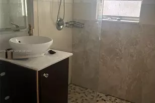 2511 NW 24th St, Miami, FL 33142 - Photo 5