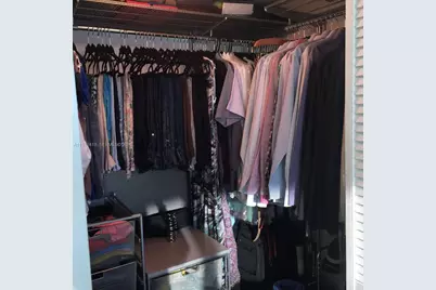 31 SE 5th St #2206, Miami, FL 33131 - Photo 13