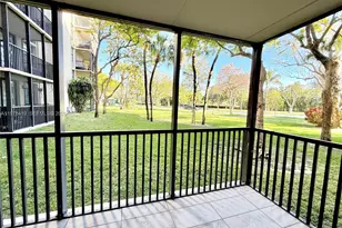 3301 N Country Club Dr, Aventura, FL 33180 - Photo 15