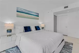 121 NE 34th St, Miami, FL 33137 - Photo 13