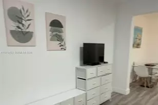 761 Euclid Ave, Miami Beach, FL 33139 - Photo 5